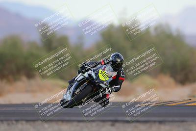 media/Sep-24-2022-CVMA (Sat) [[a45f954247]]/Race 14 Amateur Supersport Open/